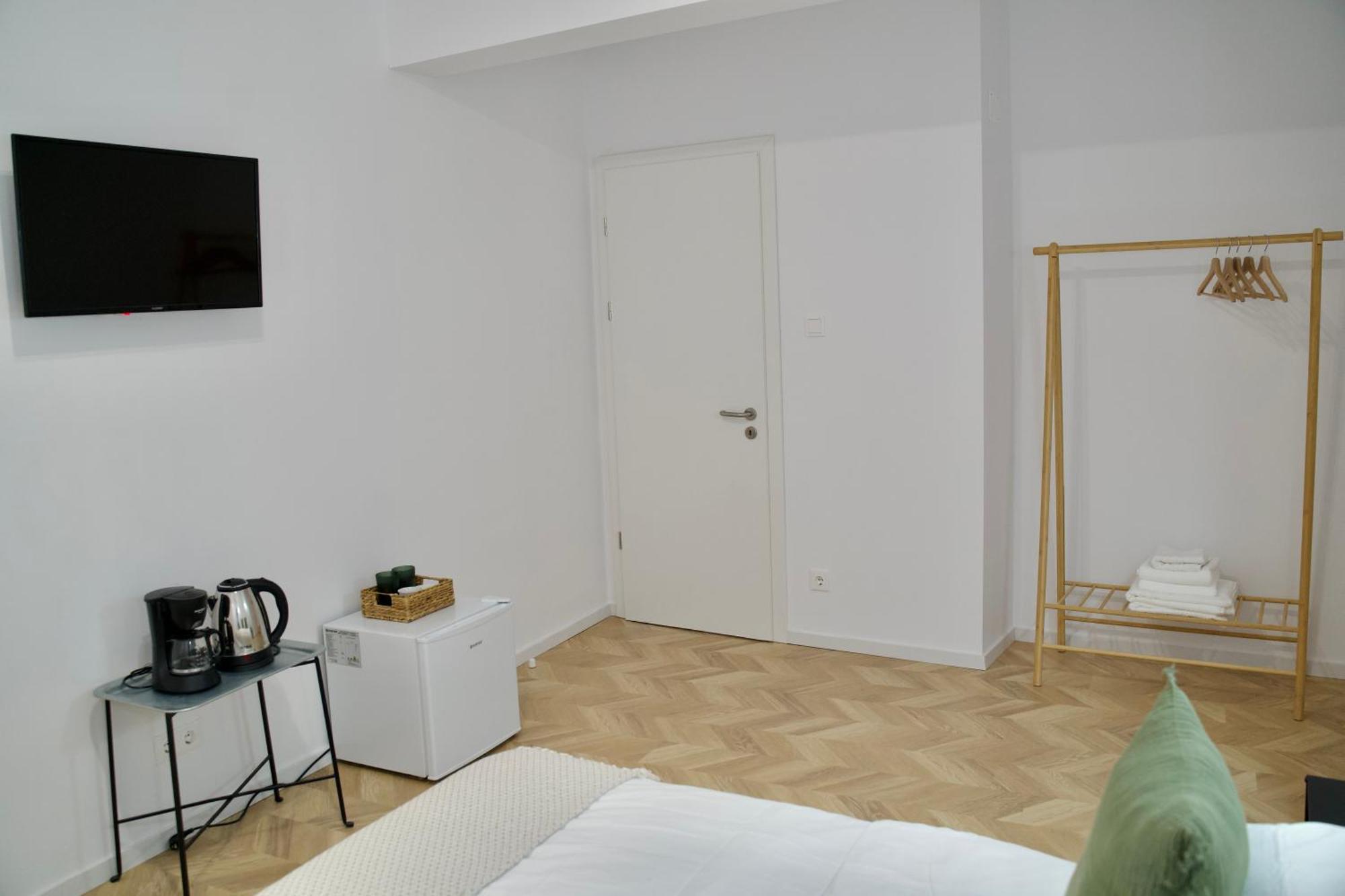 Tzatziki Studios Kavála Exterior photo